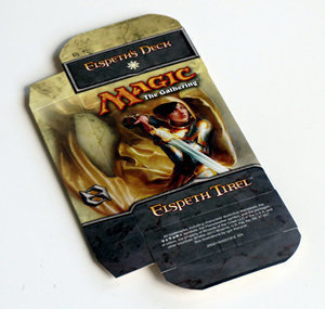 Duel Decks: Elspeth vs. Tezzeret: Caja de cartón "Elspeth"